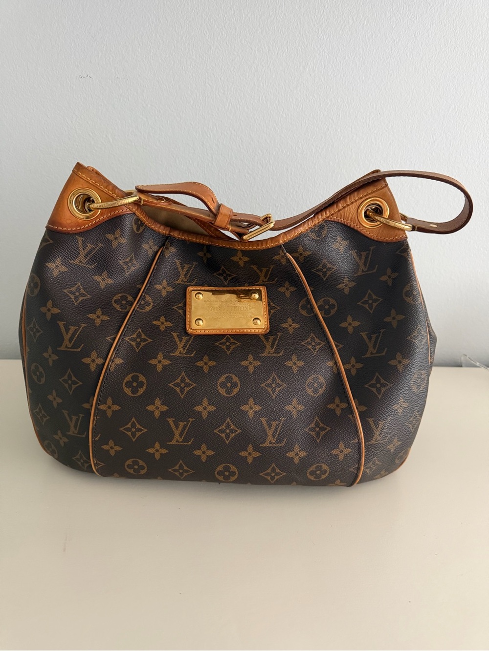 Louis Vuitton Galliera Shoulder Bag